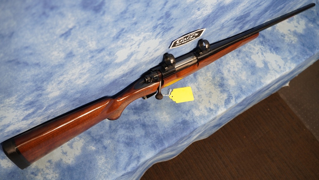 USED WINCHESTER MODEL 70 SPORTER 30-06 SPRG 24" BBL