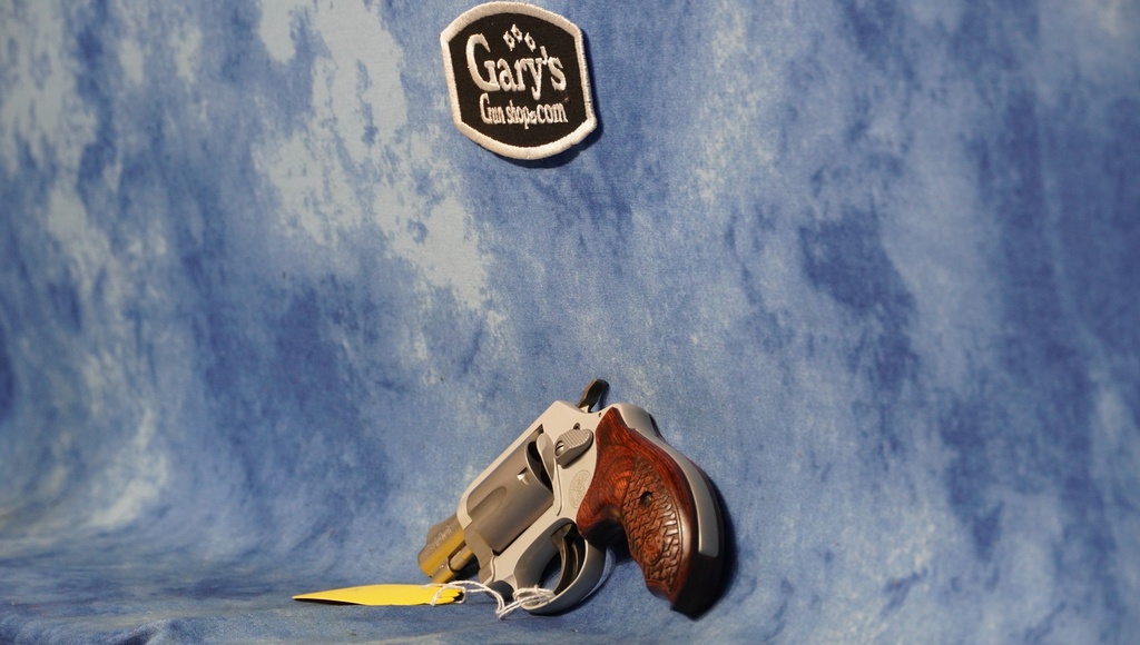 USED SMITH & WESSON MODEL 637 38 SPECIAL WOOD GRIPS