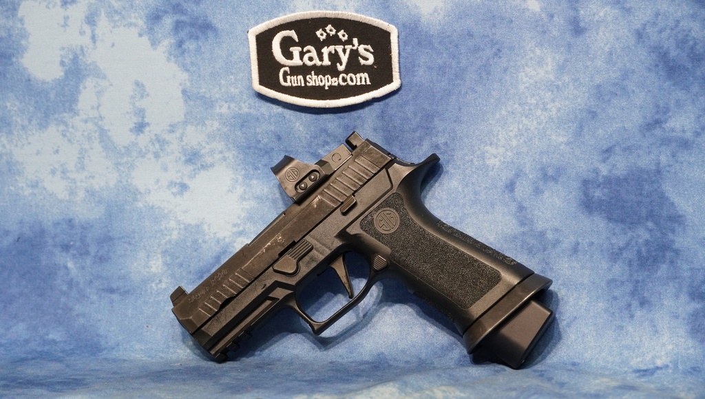 USED SIG SAUER P320 9MM 3-5/8" BBL WITH SIG RED DOT