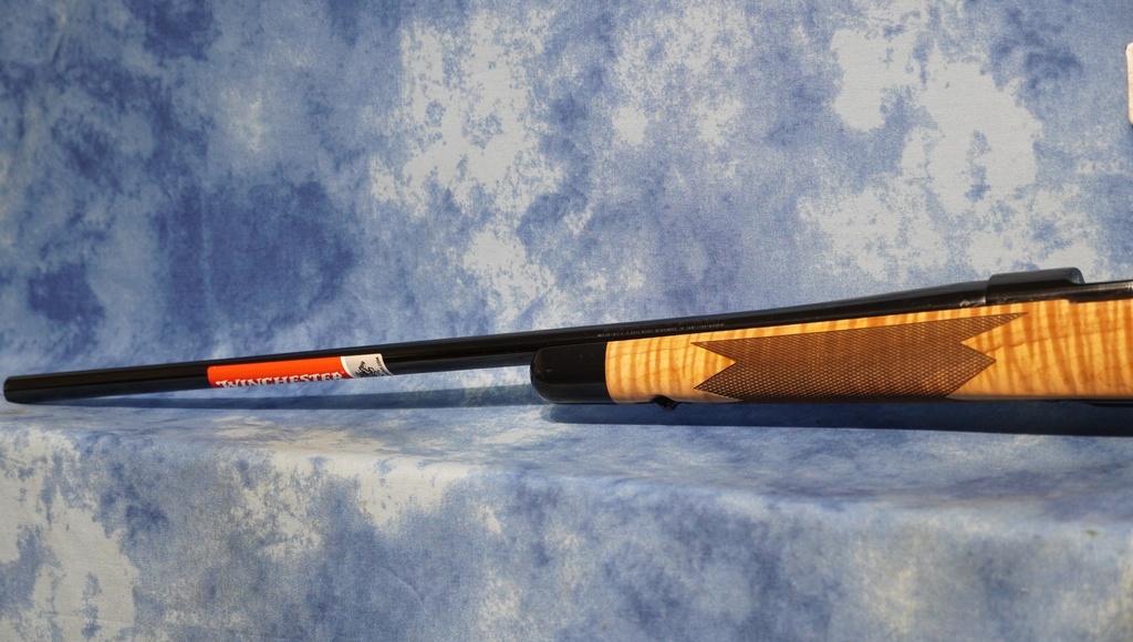 WINCHESTER 535218226 MODEL 70 SUPER GRADE FULL SIZE 270 WIN 5+1 24" BBL