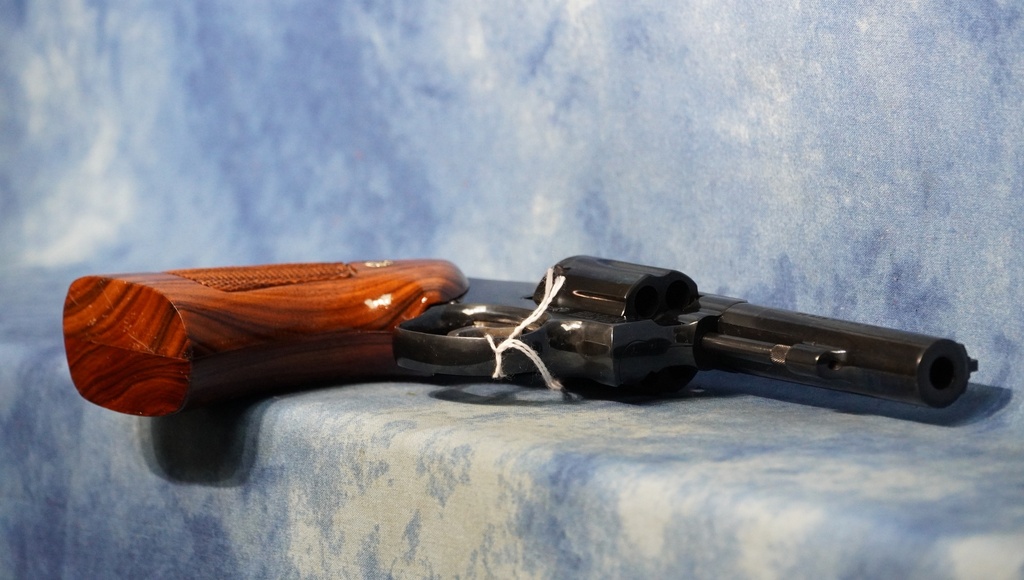 USED SMITH & WESSON MODEL 10-8 38 SPC PINNED AND BOBBED HAMMER