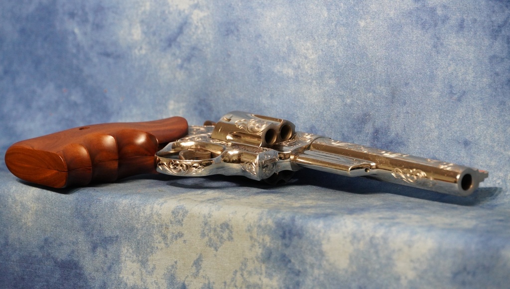 USED SMITH & WESSON MODEL 57 NICKEL FACTORY ENGRAVED 41 MAGNUM