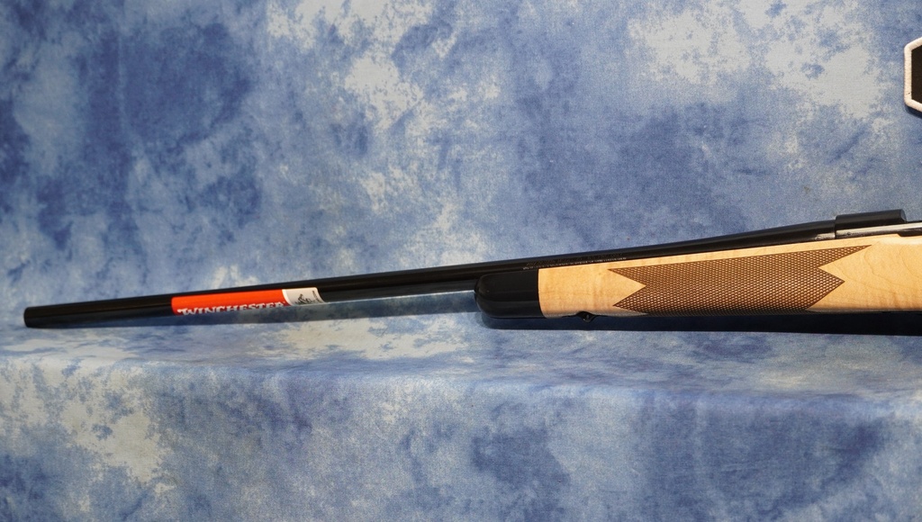 WINCHESTER 535218294 MODEL 70 SUPER GRADE 6.5 PRC AAA MAPLE 