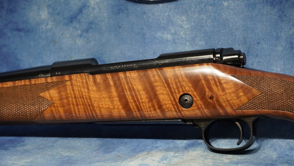 WINCHESTER 535203220 MODEL 70 SUPER GRADE 308 WIN 22" BBL 