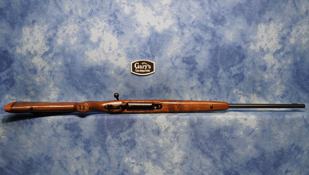 SAKO J04921 MODEL 90 M HUNTER 6.5X55 SWEDISH BLUED WALNUT IRON SIGHTS