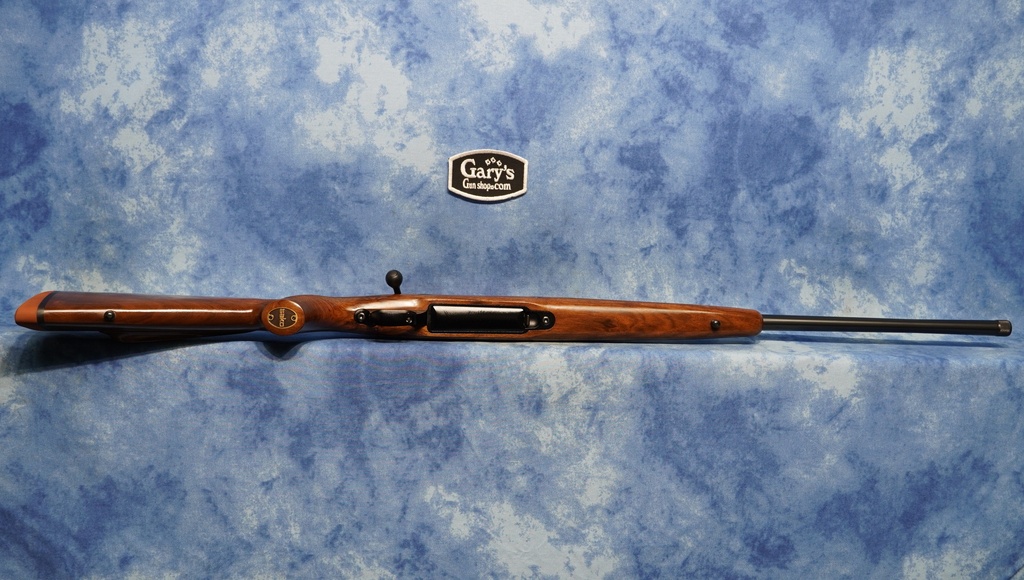 SAKO J05099 90 L HUNTER 7MM PRC 22.4" THREADED BBL 