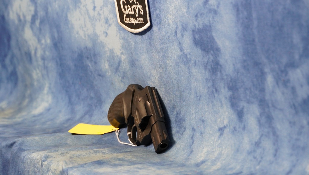 USED TAURUS MODEL 856 MATTE BLACK 38 SPECIAL 