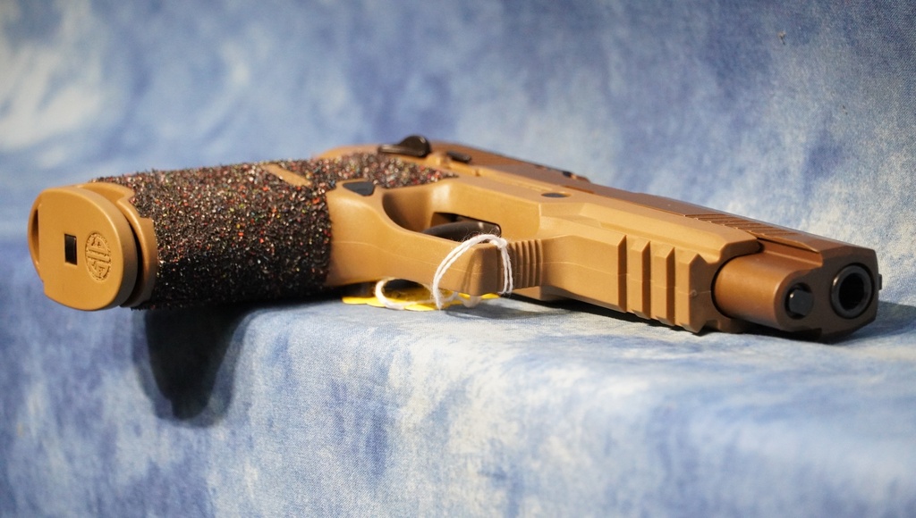 USED SIG SAUER P320 9MM M17 FDE