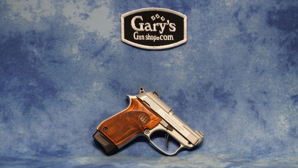 BERETTA 30X TOMCAT JUST IN CASE 32 ACP J30X32R8IN