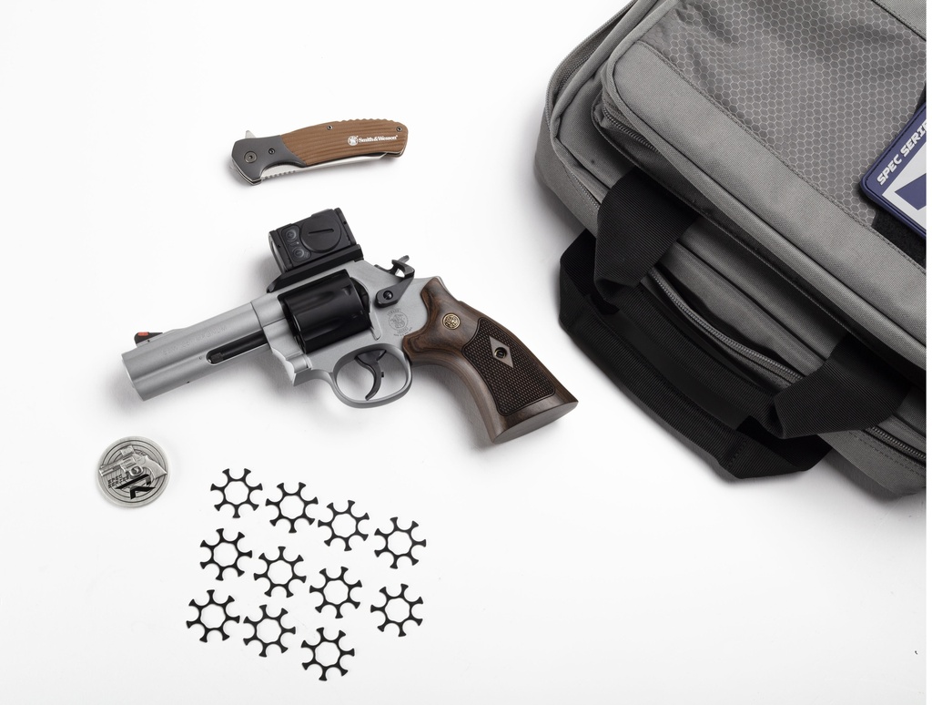 SMITH & WESSON 14635 MODEL 686 SPEC R BUNDLE 357 MAG 7 SHOT POWERPORT TITANIUM CERAKOTE 