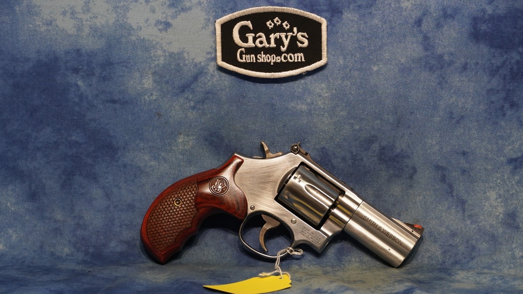 USED SMITH & WESSON MODEL 686 PLUS 357 MAGNUM 3" BBL SS